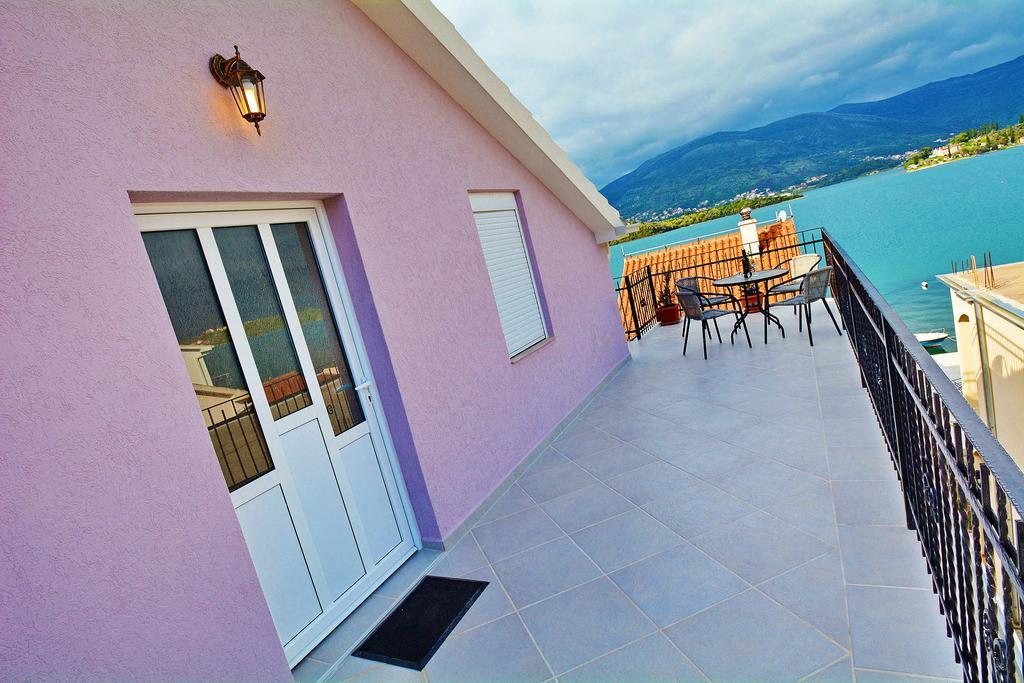 Apartments Bella Di Boka تيفات الغرفة الصورة